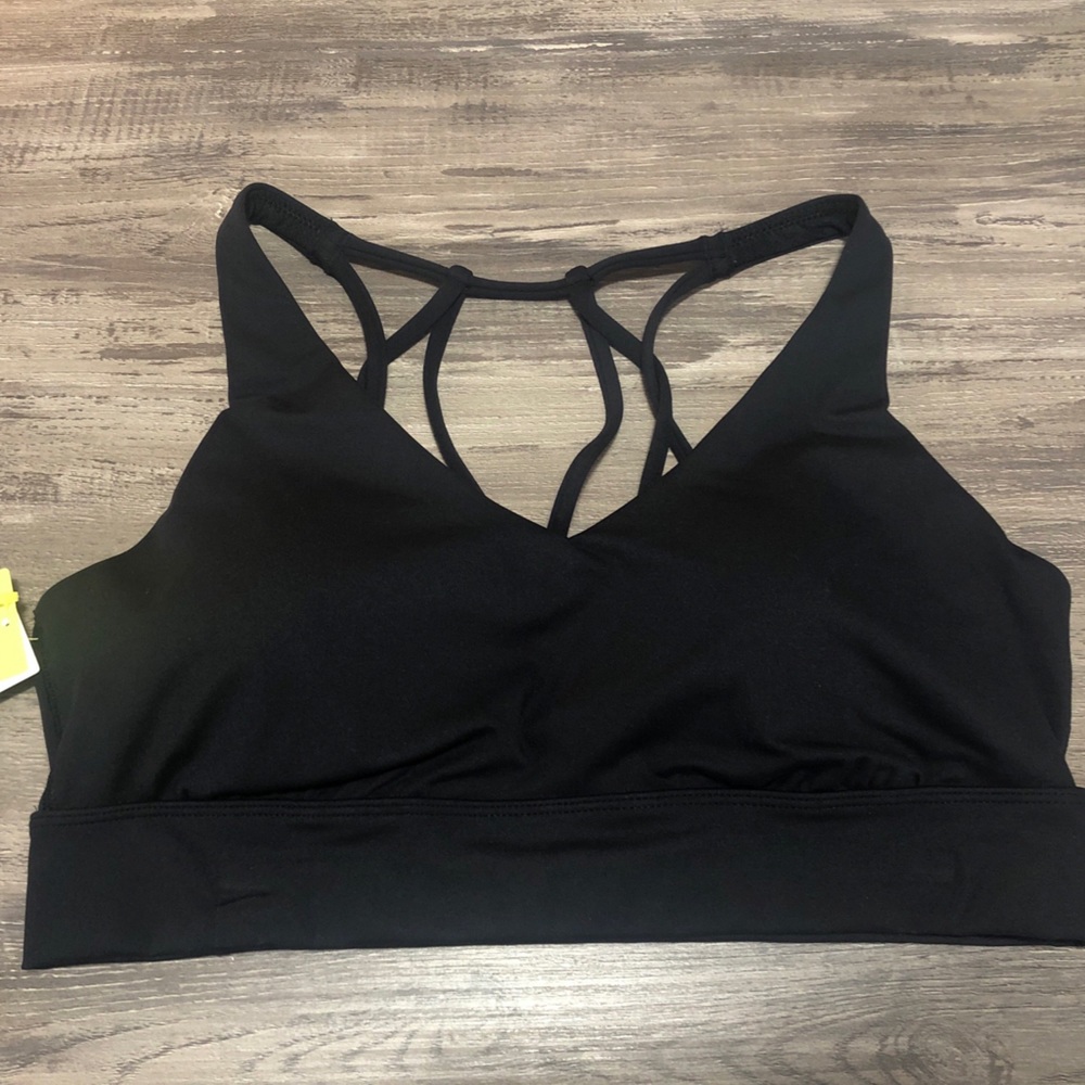 All In Motion Size Medium ~ Medium Support Lightly Padded Wireless Black (G308K)